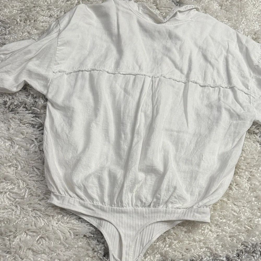 Free People So-Fari short sleeve Bodysuit